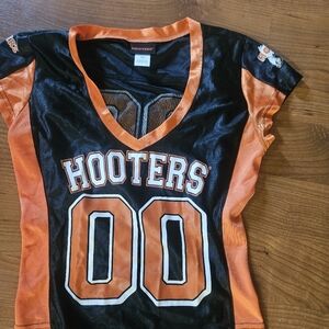 Hooters Black and Orange XXS V-Neck Jersey
